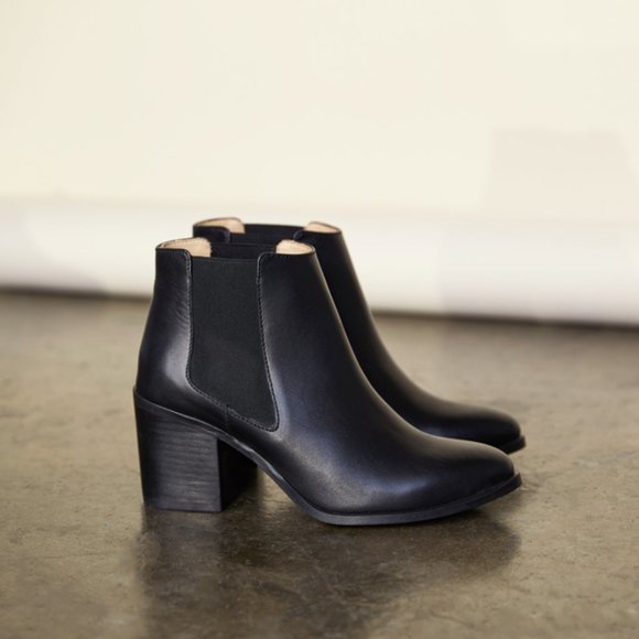Nisolo Heeled Chelsea Commuter Boot - Black NWB - Picture 3 of 6